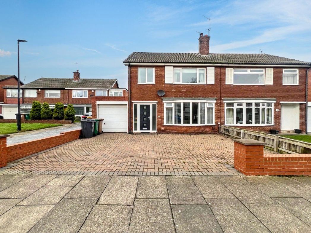 Property image 1 of 17