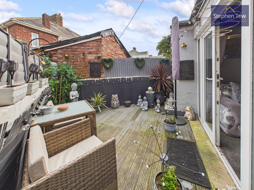 Property image 14 of 34