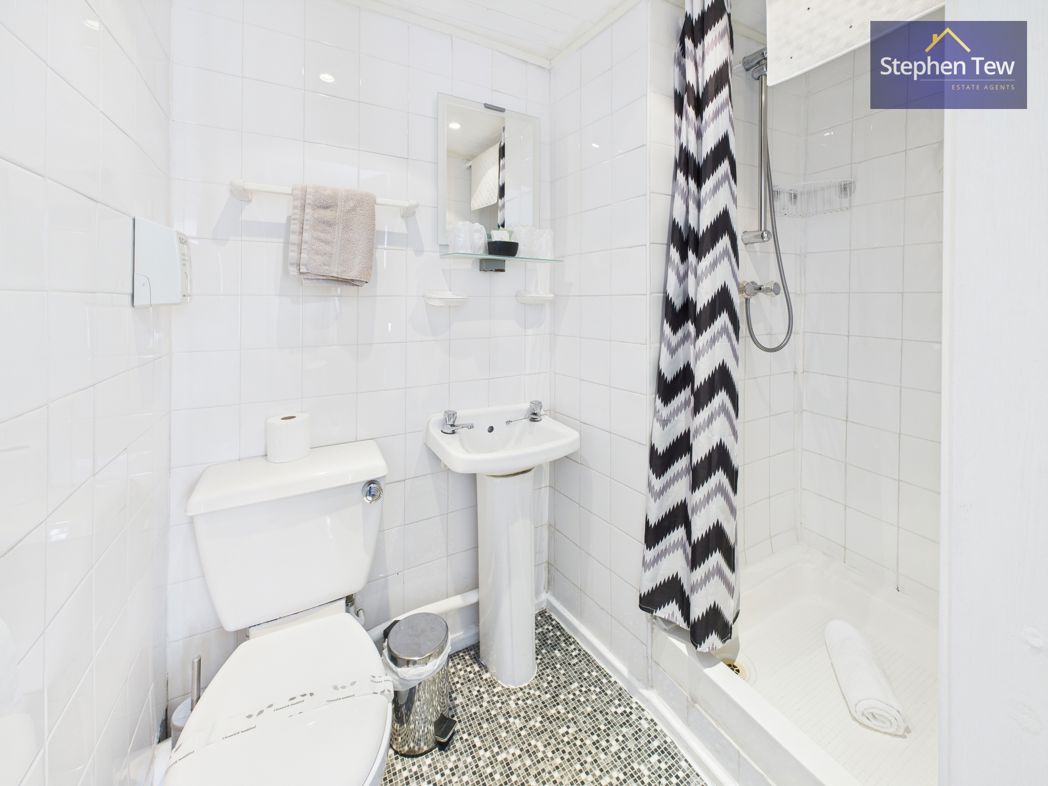 Property image 29 of 34