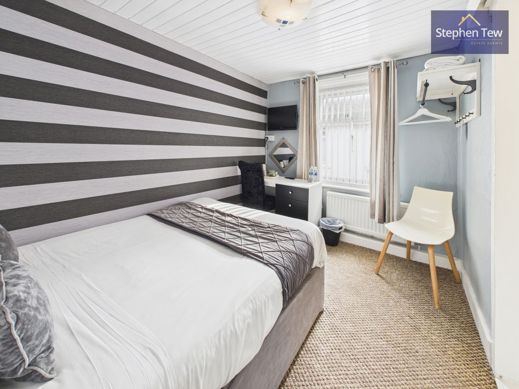 Property image 31 of 34