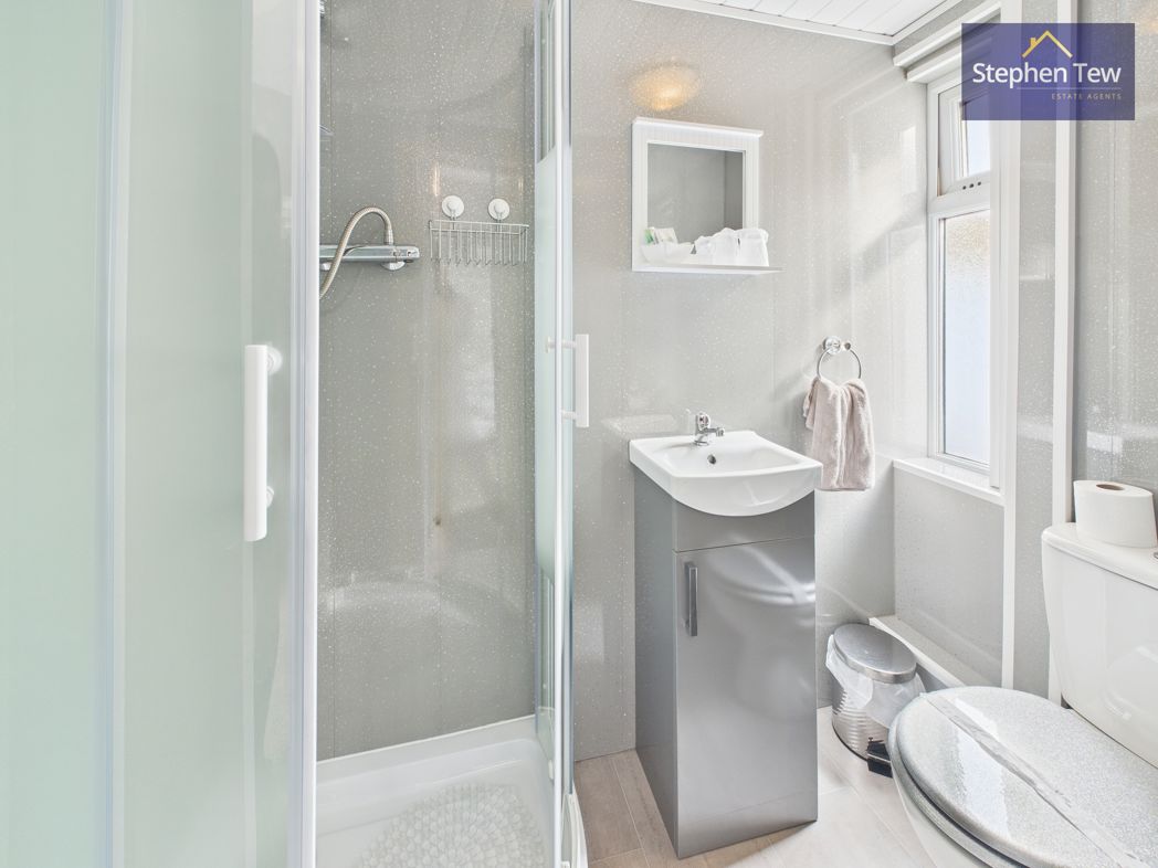Property image 33 of 34