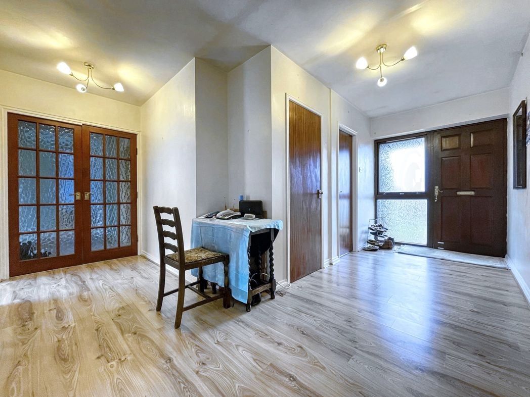Property image 2 of 27