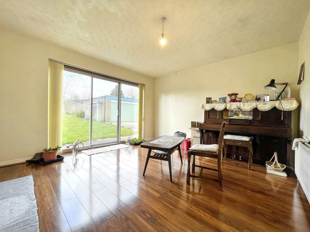 Property image 10 of 27