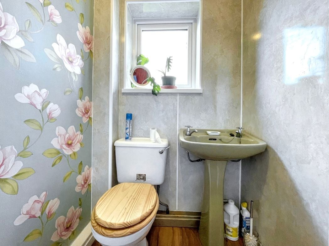 Property image 6 of 27