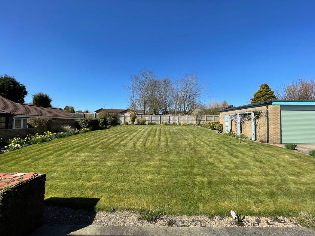 Property image 14 of 27