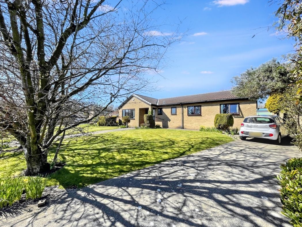 Property image 1 of 27