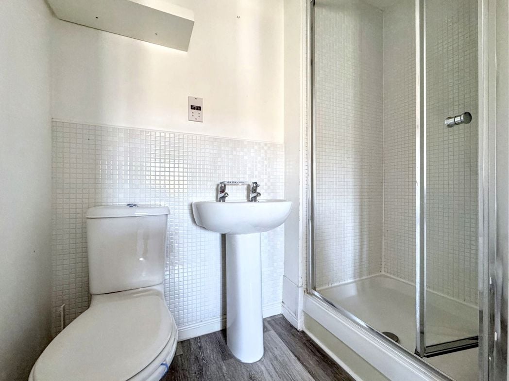 Property image 17 of 22