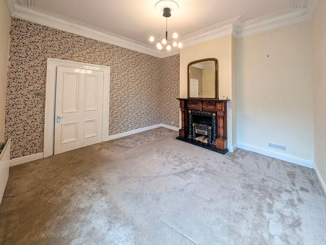 Property image 3 of 12