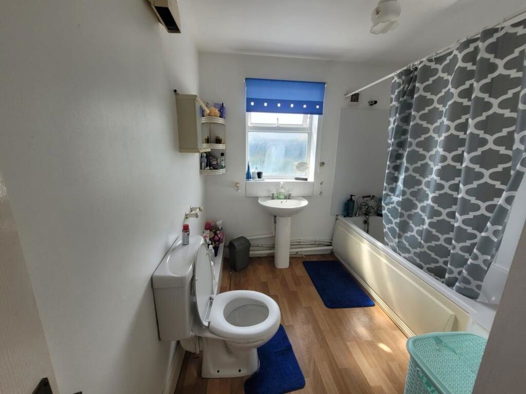 Property image 6 of 10
