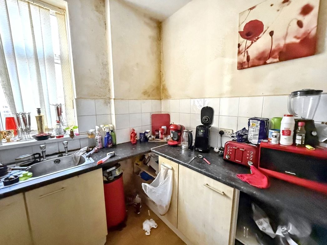 Property image 5 of 11