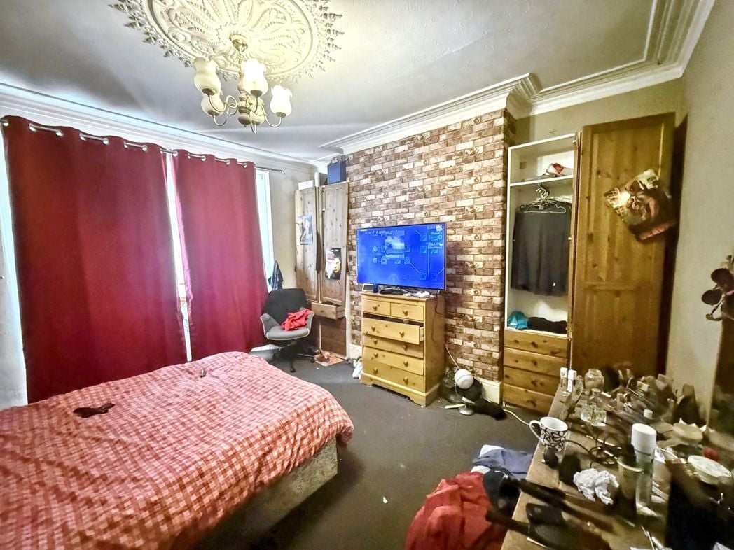 Property image 6 of 11