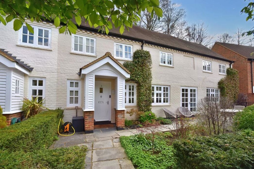 Property image 2 of 14