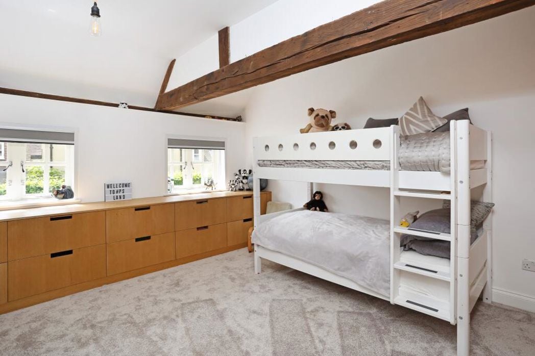Property image 8 of 14
