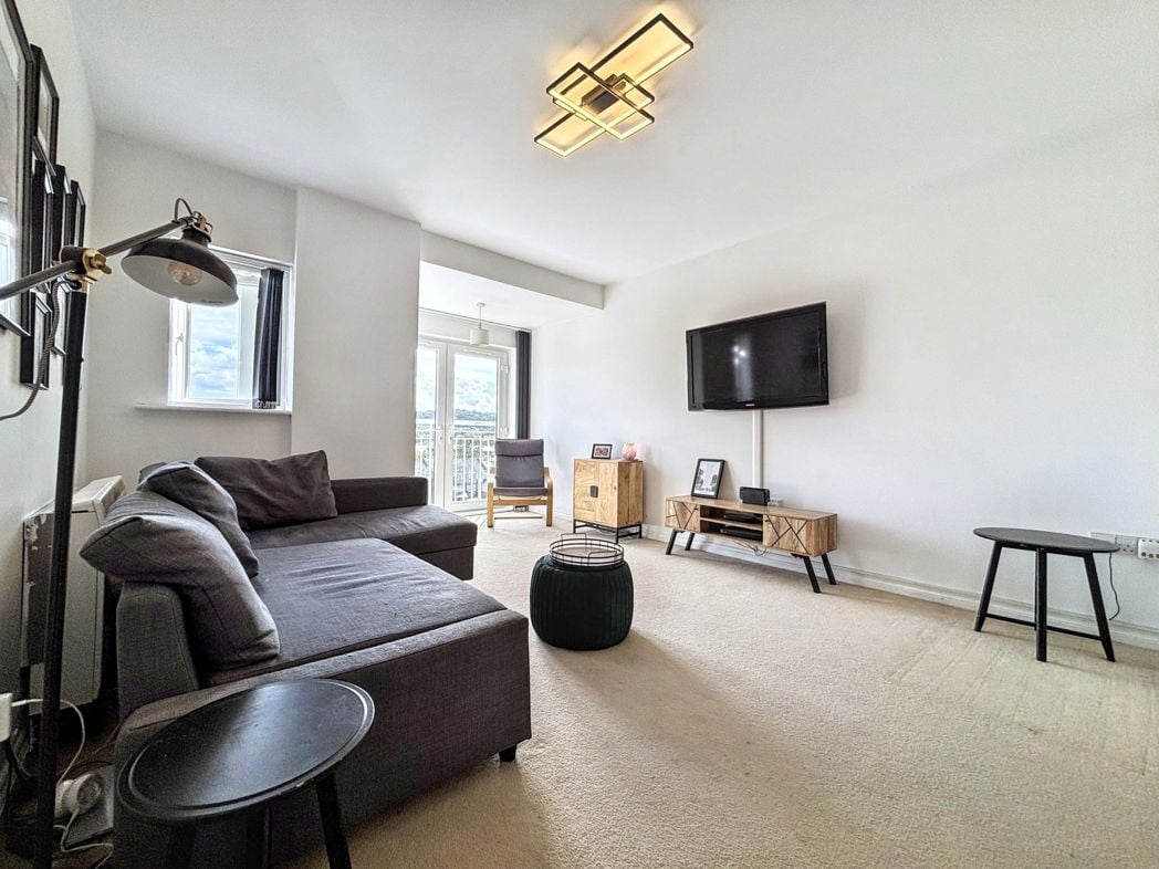 Property image 1 of 14