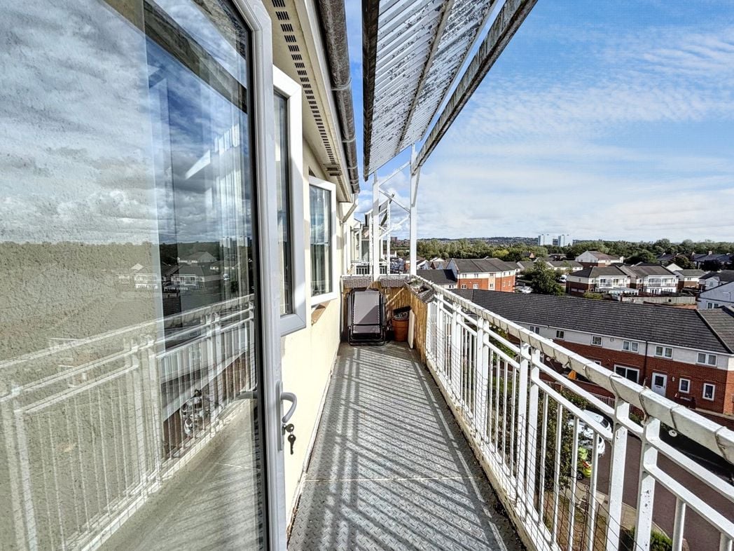 Property image 5 of 14