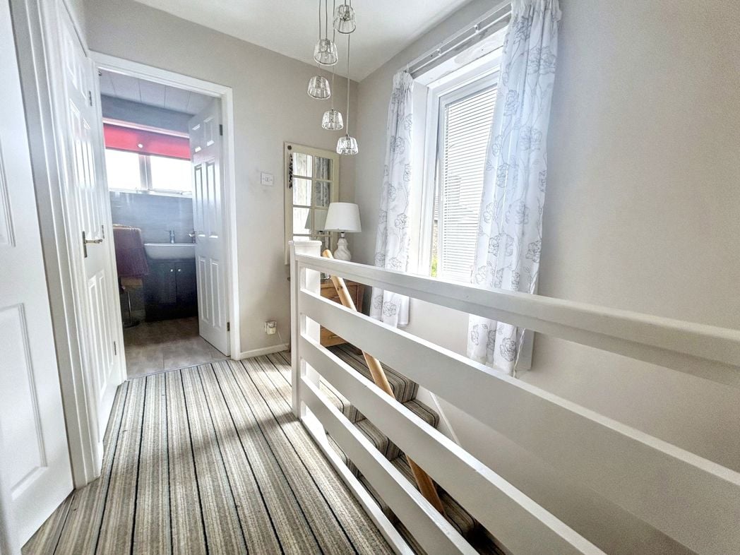 Property image 5 of 25