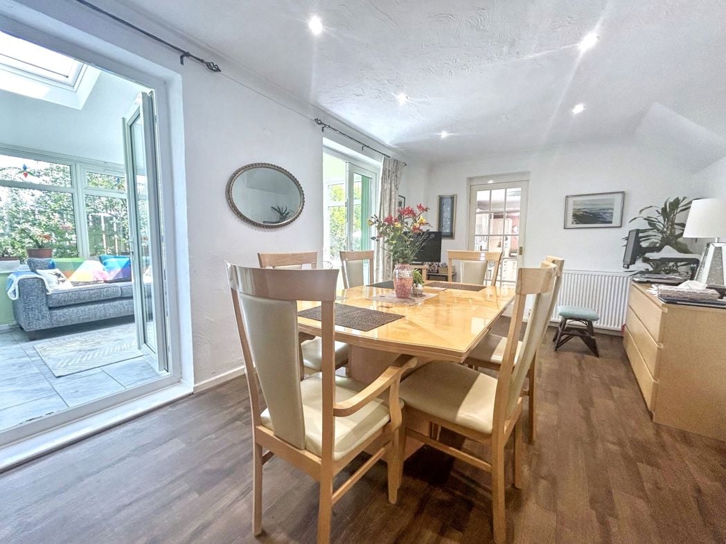 Property image 3 of 25