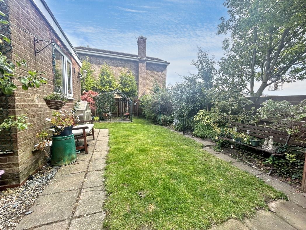 Property image 23 of 25
