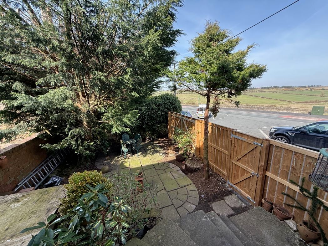 Property image 9 of 11