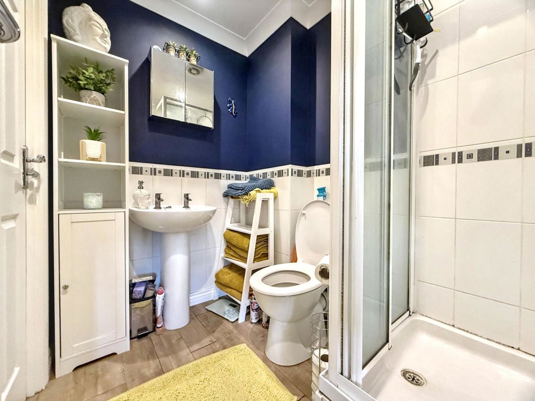 Property image 17 of 22
