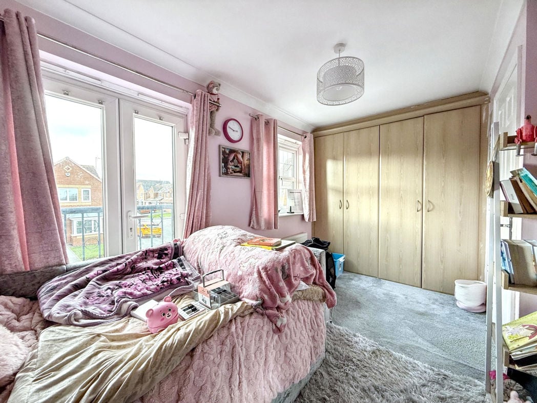 Property image 12 of 22