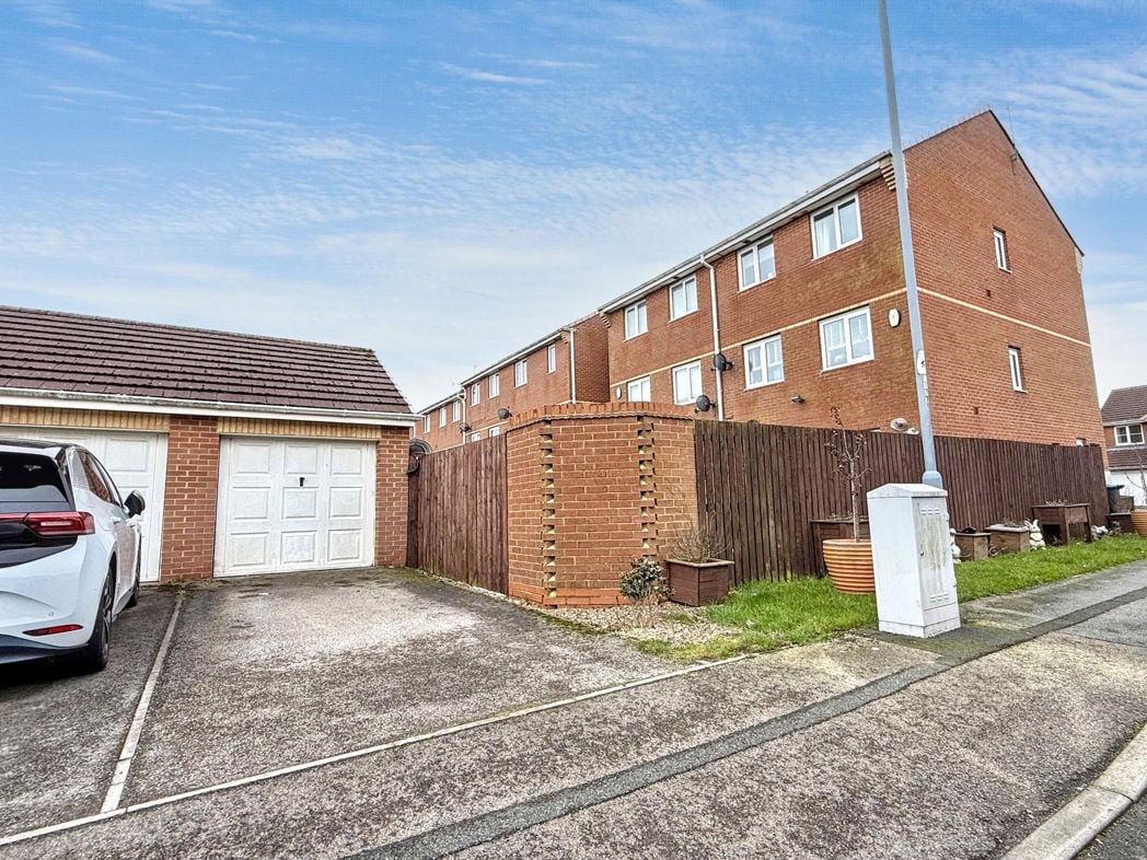 Property image 21 of 22