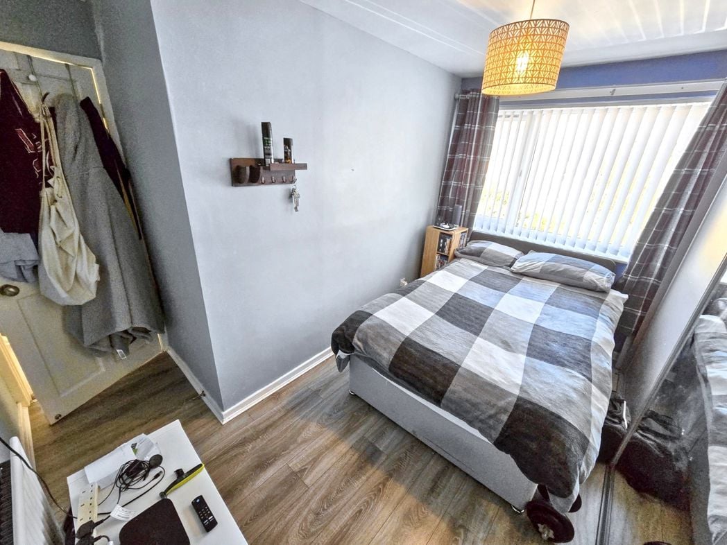 Property image 10 of 17