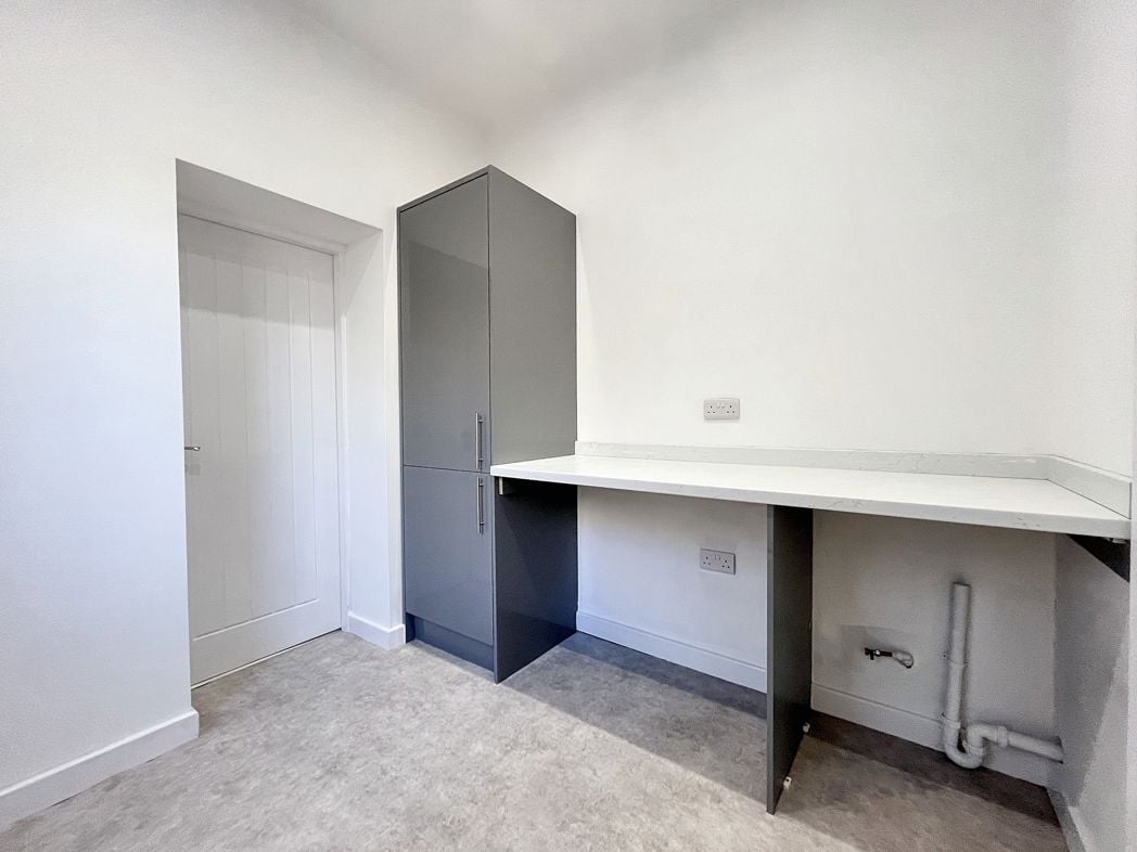 Property image 5 of 15