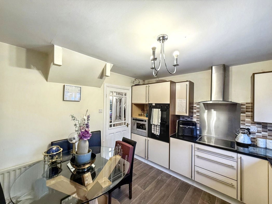 Property image 6 of 23
