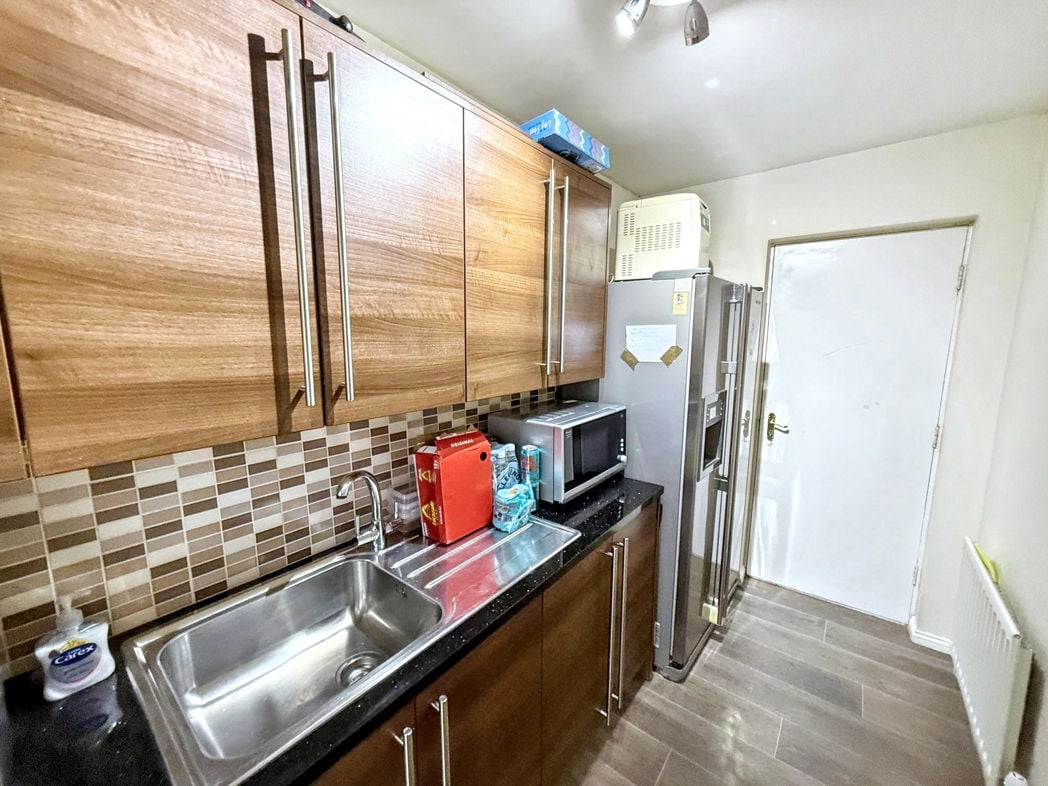 Property image 7 of 23