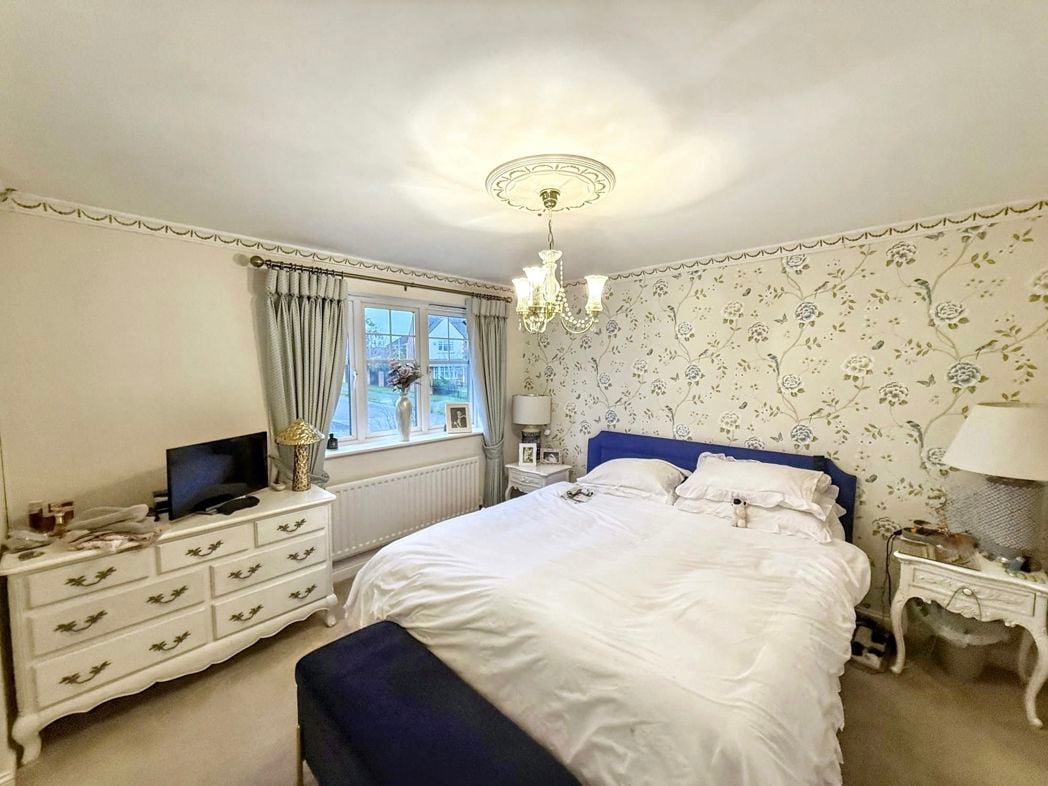 Property image 10 of 23