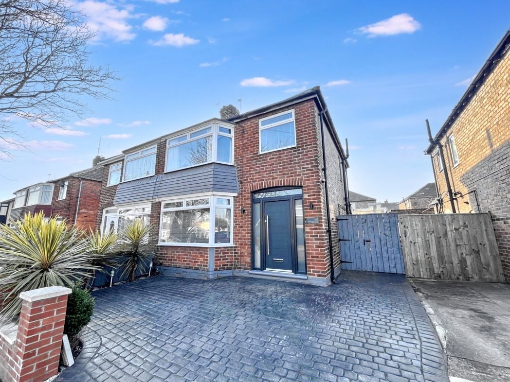 Property image 1 of 15