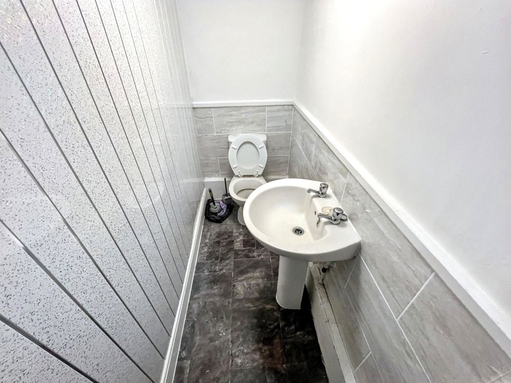 Property image 6 of 15