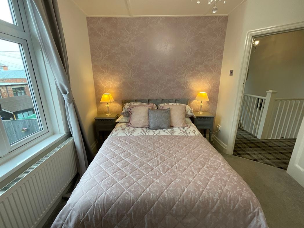 Property image 21 of 33