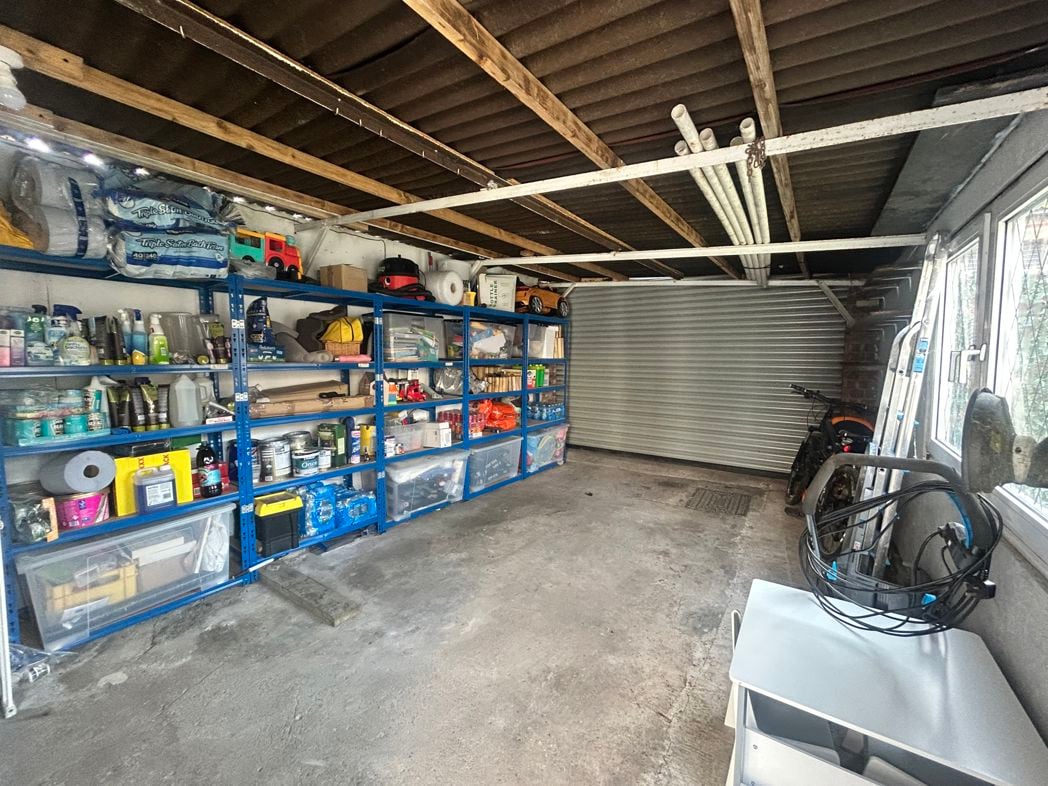 Property image 32 of 33