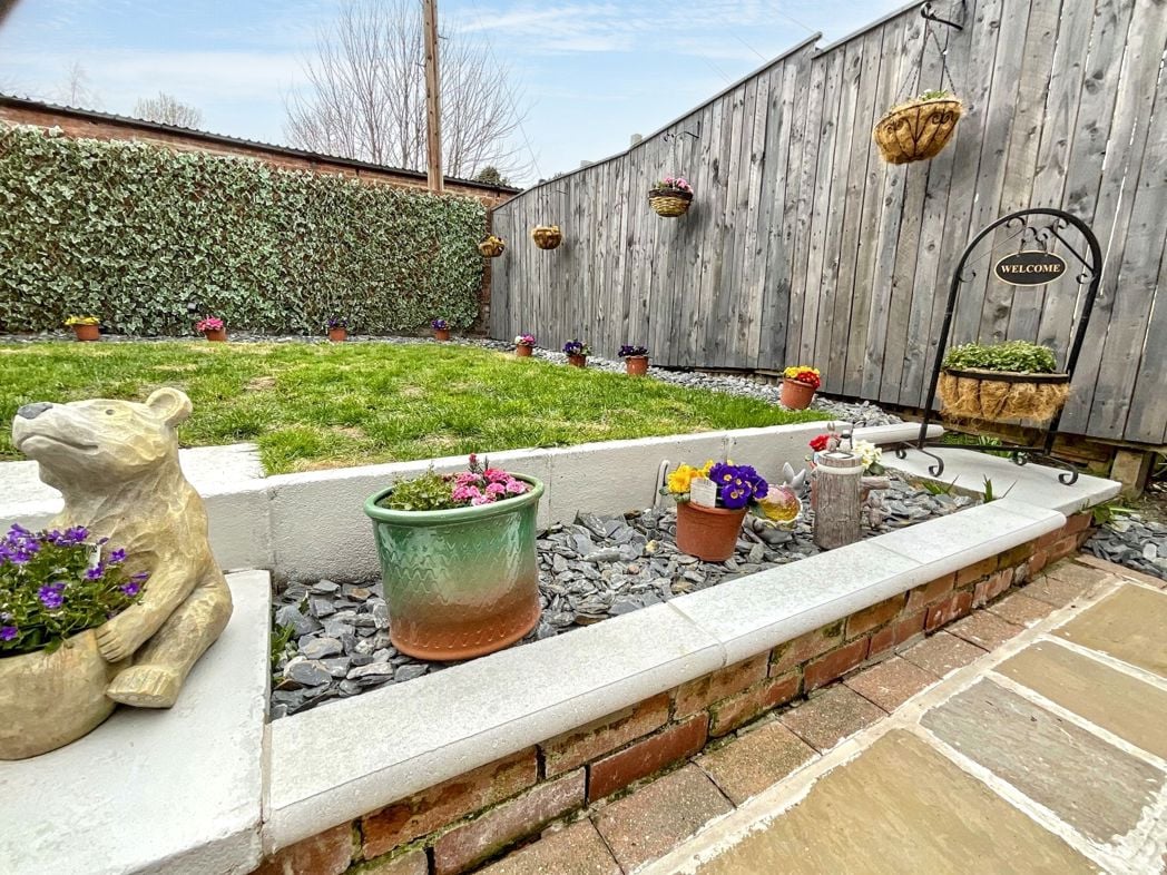 Property image 28 of 33