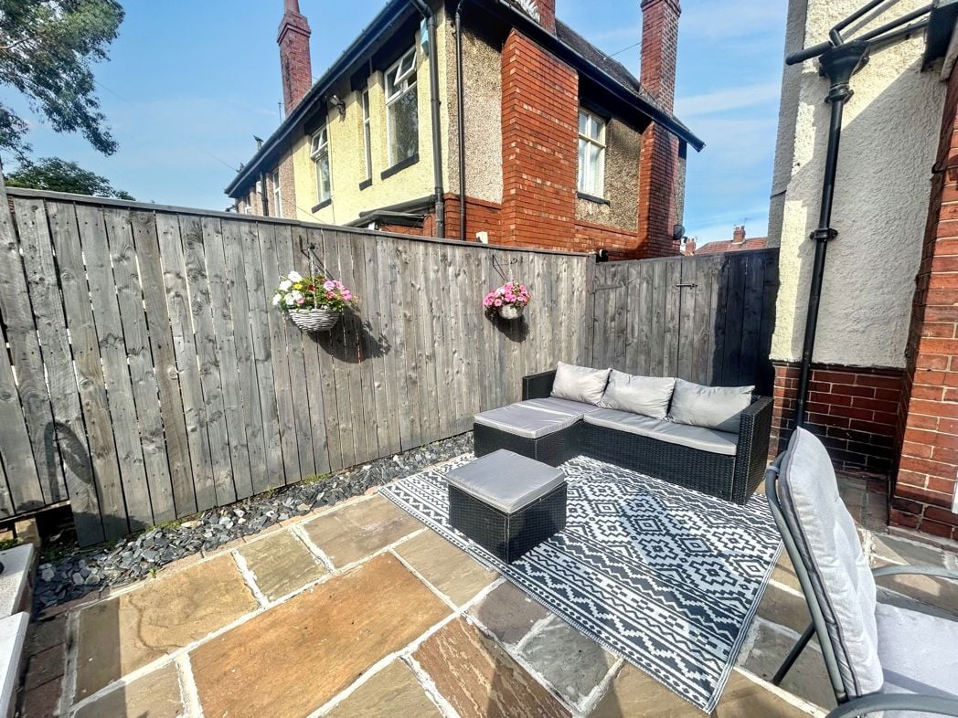 Property image 27 of 33