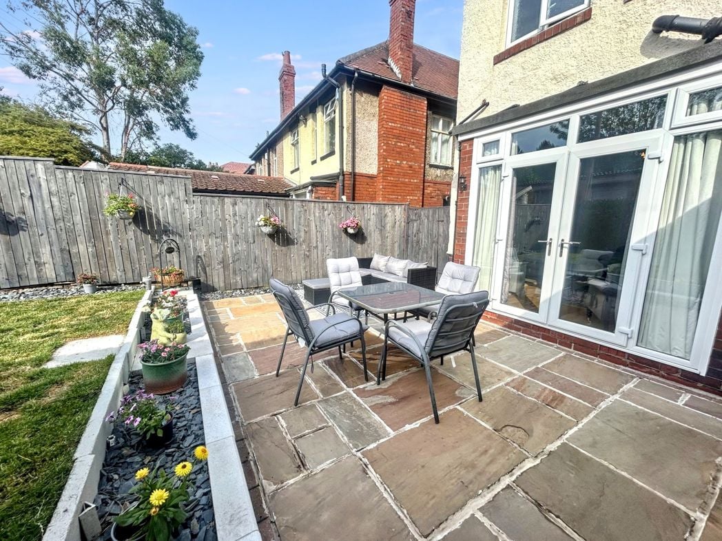 Property image 26 of 33