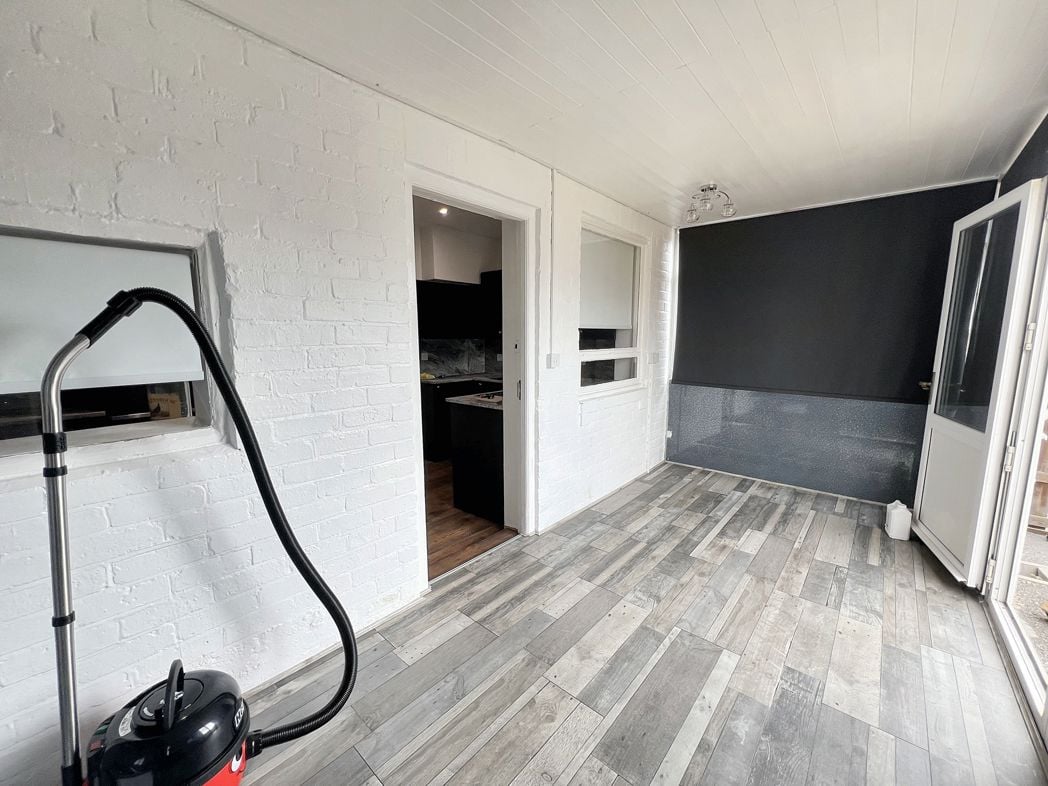 Property image 4 of 12