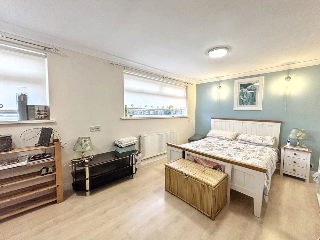 Property image 17 of 30