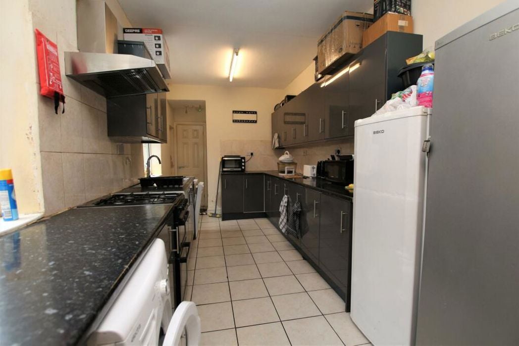 Property image 3 of 11