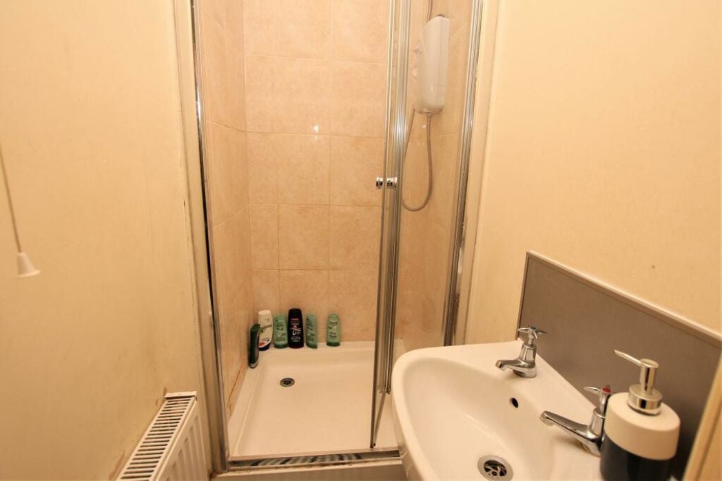 Property image 10 of 11