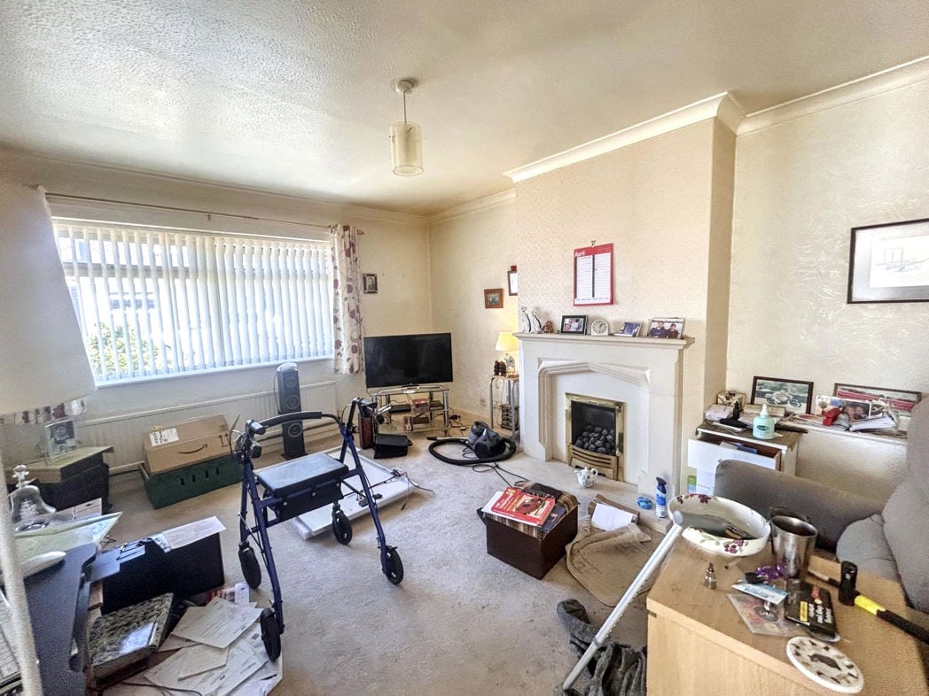 Property image 2 of 9