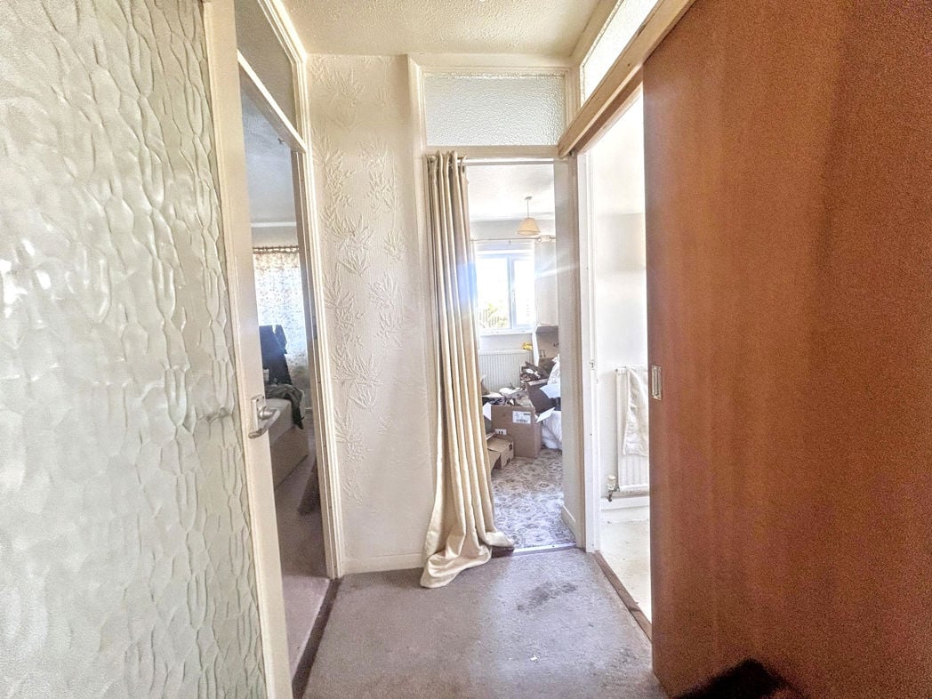 Property image 4 of 9
