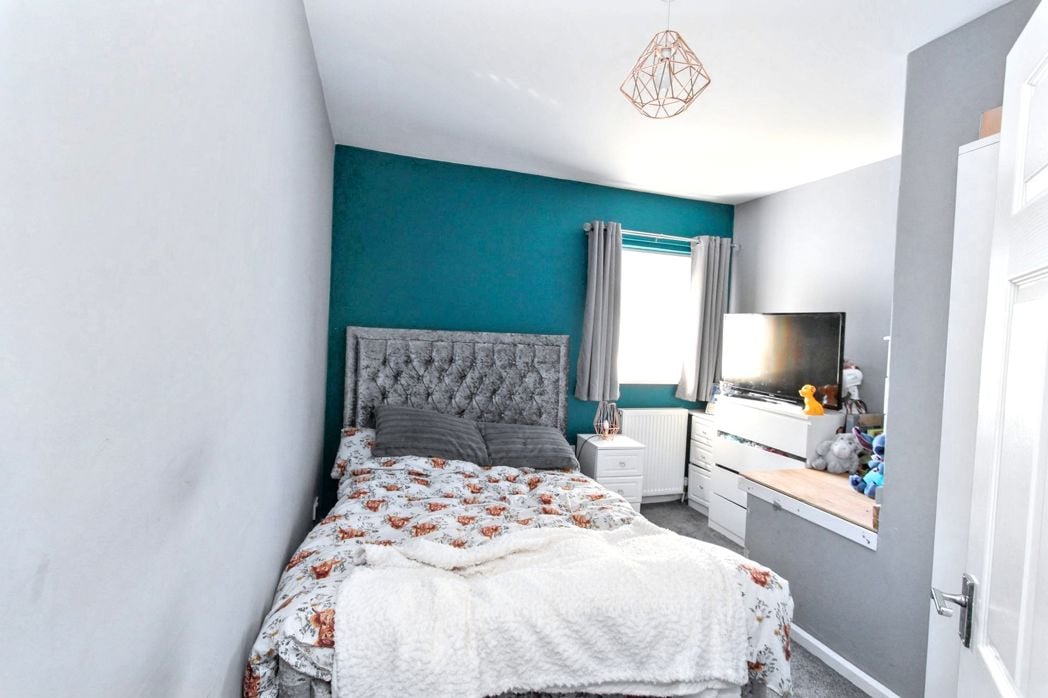 Property image 5 of 7