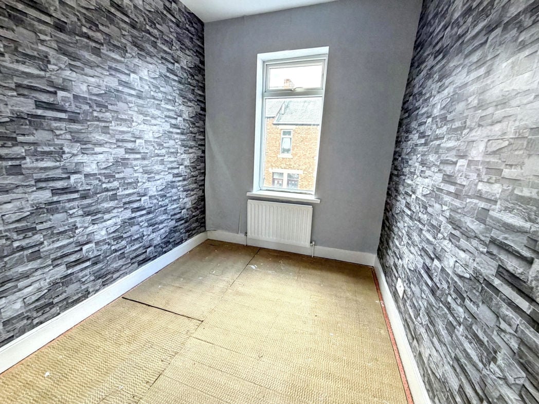 Property image 5 of 8