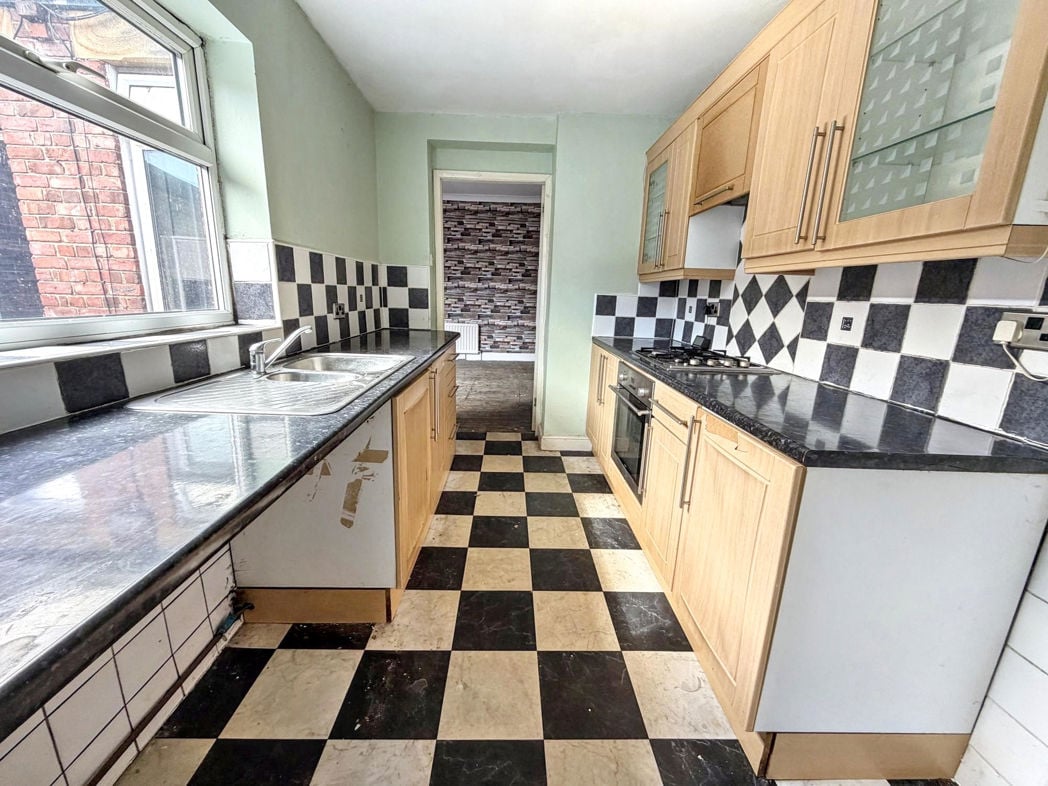 Property image 6 of 8