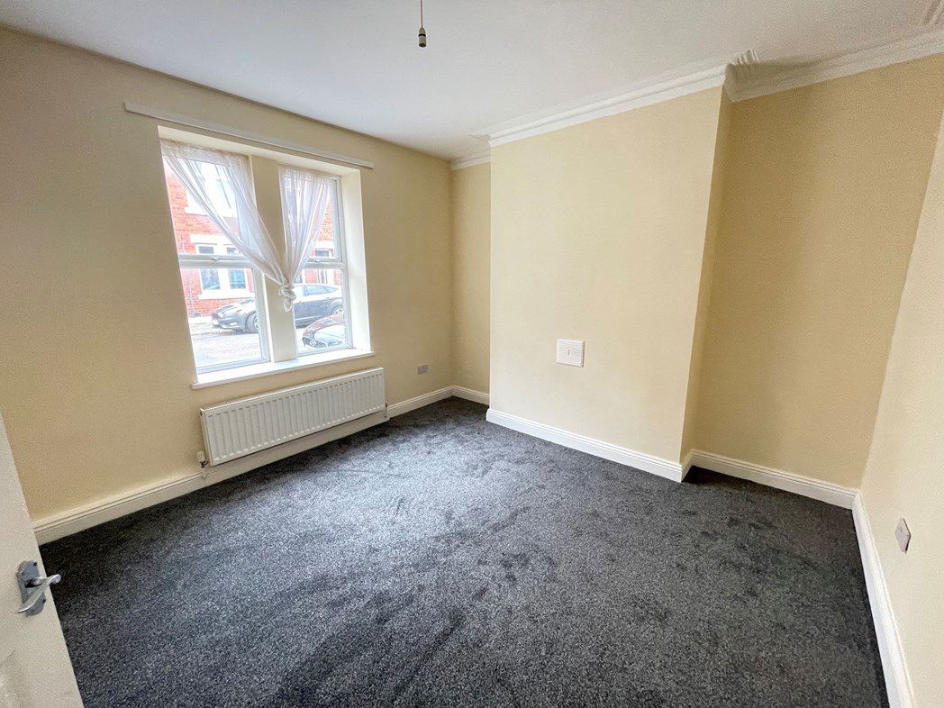 Property image 4 of 6