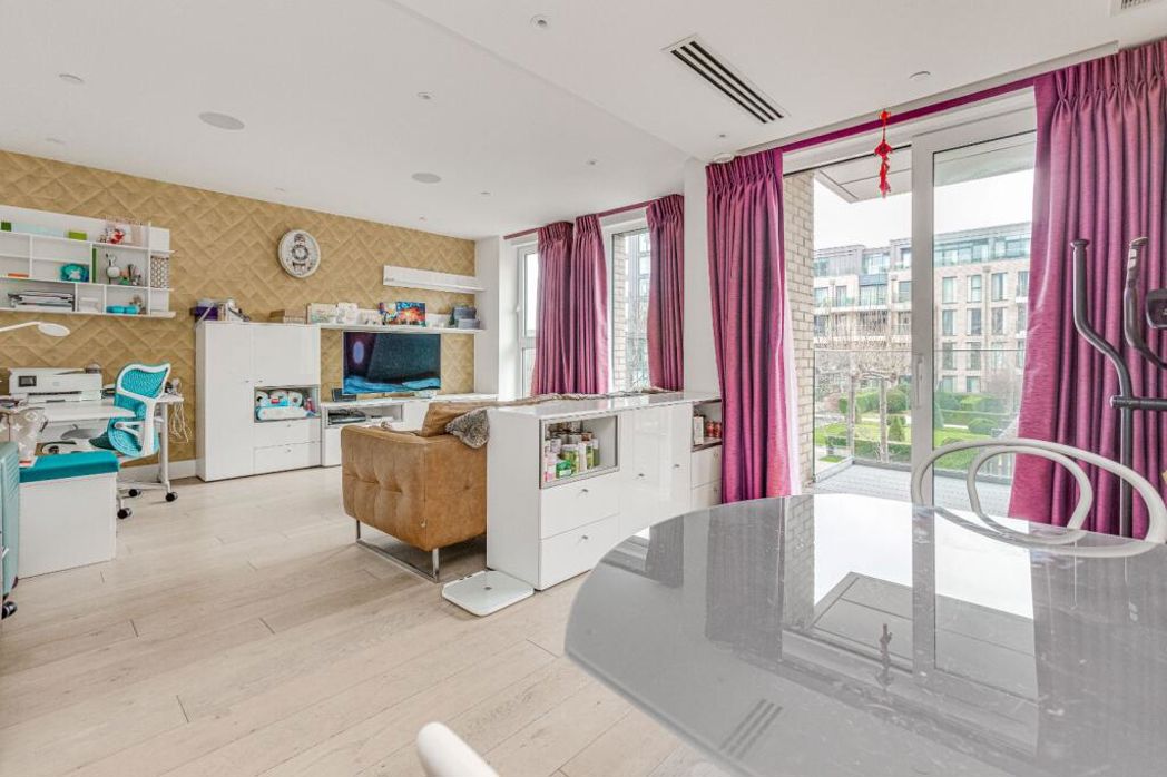 Property image 3 of 9