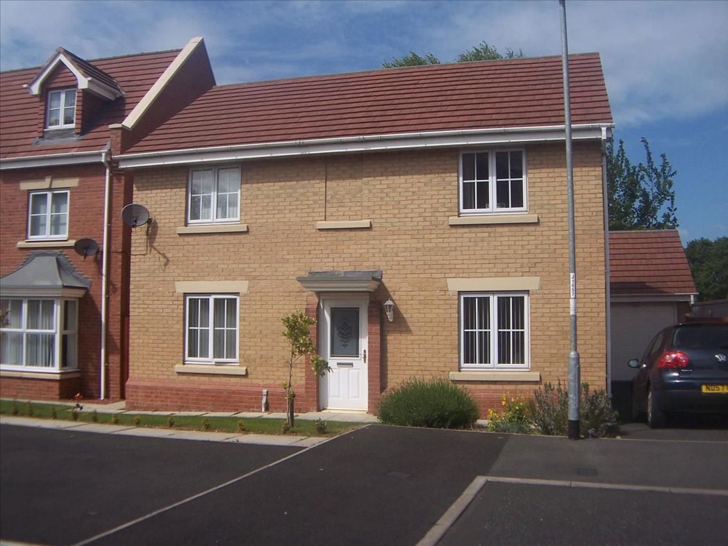 Property image 14 of 15